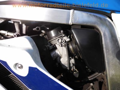 Suzuki_GSX-R_750_GR7AB_Modell_M_blau-weiss_BSM_Future_Sport-Auspuff_Sozius-Sitz-Abdeckung_-_Ersatzteile_wie_GSXR_1100_91.jpg