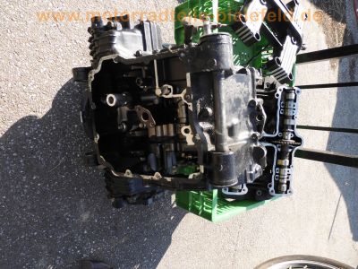 Yamaha_XJ_550_4V8_Wrack_als_Ersatzteile_Gabel_Zylinder_Kolben_7.jpg