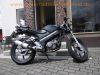 Honda_CBR_125_R_JC34_Vergaser_27tkm_Sturz_10kW_110kmh_teilzerlegt_als_Ersatzteile_1a_Motor_1.jpg