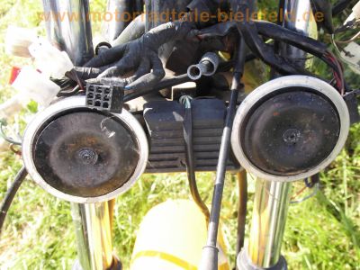 Honda_CB_900_F_Boldor_gelb_SC01_Wrack_für_Ersatzteile_-_Giuliari_Sport-Sitz_35mm_Gabel_Fahrwerk_Bremsen_-_wie_CB_750_F_KZ_RC01_RC04_SC09_27.jpg