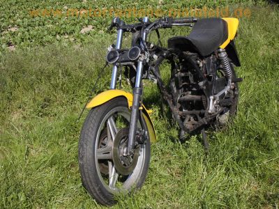 Honda_CB_900_F_Boldor_gelb_SC01_Wrack_für_Ersatzteile_-_Giuliari_Sport-Sitz_35mm_Gabel_Fahrwerk_Bremsen_-_wie_CB_750_F_KZ_RC01_RC04_SC09_6.jpg