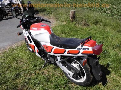 Yamaha_FZ_750_Genesis_2KK_rot-weiss_4-1_Auspuff_-_wie_1FN_FZR_600_750_1000_Exup_41.jpg