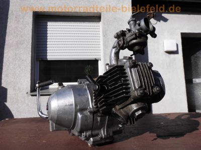 Honda_C90_Super_Cub_liegender_Motor_engine_moteur_wie_C50_C70_C100_ggf_Tuning_Honda_ST50_Dax_Z50A_Monkey_SS50_27.jpg