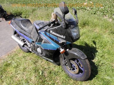 Kawasaki_GPX_600_R_ZX600D_schwarz-blau_30tkm_Sturz_Karl_-_wie_GPZ_GPX_600_750_900_R_6.jpg