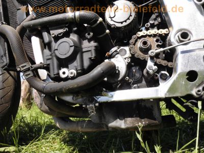 Suzuki_GSX-R_750_W_GR7BB_Karl_Streetfighter-Basis_nackt_57tkm_17x3,50_und_17x5,50_-_wie_GSXR_1100_W_57.jpg