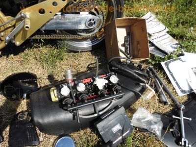 Kawasaki_GPZ_1100_UT_DFI_Custom-Bike_Umbau_auf_Vergaser_ZX1100A_KZT10B_ZXT10A_ZXT10B_GPZ_Z_KZ_ZX_1000_1100_J_K_B1_B2_GP_ST_Extras_17x3,50_17x5,50_Gimbel_Rastenanlage_LW_Auspuff_uvm_164.jpg