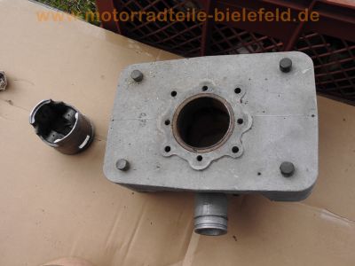 KTM_250_GS_-6_1978_Twinshock_Oldtimer-Enduro_mit_Brief_12kW_Geländesport_Moto-Cross_plus_Ersatzteile_-_wie_KTM_125_175_250_400_GS_MC_Veteranen-Cross_260.jpg