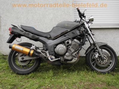Yamaha_TDM_850_3VD_TWIN_Rat-Bike_Streetfighter_Motor_OK_Sport-Auspuff_2-1_2in1_SEBRING_Enduro_T_29065_Spiegler_Stahlflex_Ochsenaugen_19.jpg