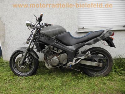 Yamaha_TDM_850_3VD_TWIN_Rat-Bike_Streetfighter_Motor_OK_Sport-Auspuff_2-1_2in1_SEBRING_Enduro_T_29065_Spiegler_Stahlflex_Ochsenaugen_51.jpg