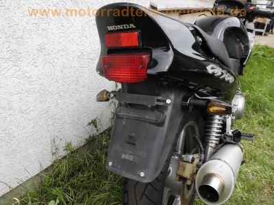 Honda_CB_500_S_PC32_schwarz_Crash_-_Motor_PC26E_wie_PC26_CBF_500_63.jpg
