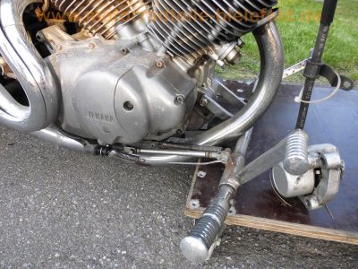 Yamaha_XV_535_Virago_3BR_Chopper_AME_vorverlegte_Fussrasten_Lenker_Riser_Gabel_Ruecklicht_Sissybar_-_wie_2YL_XV_125_250_500_700_750_1100_Virago_118.jpg