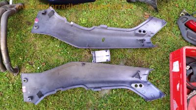 Suzuki_GSX-R_1100_W_GU75C_Ersatzteile_spare-parts__-_Motor_Vergaser_Verkleidung_engine_fairing_wie_GSXR_750_1100_W_64.jpg