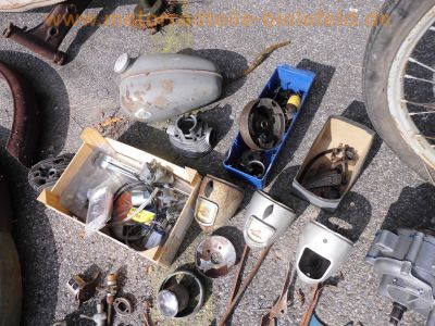 NSU_Quickly_50_3x_49ccm_Mofa_plus_Papiere_Betriebserlaubnis_Ersatzteile_Neuteile_Spezialwerkzeug_20.jpg
