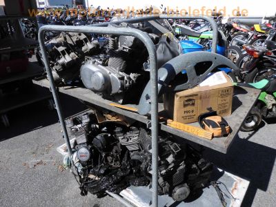 Yamaha_XJ_550_4V8_Ersatzteile_3x_Motor_plus_XJ600-Motor_1.jpg