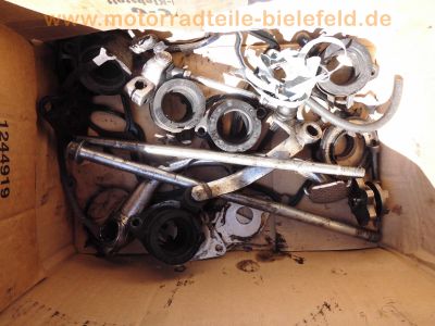 Yamaha_XJ_550_4V8_Ersatzteile_3x_Motor_plus_XJ600-Motor_27.jpg