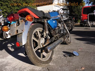 Yamaha_RD200DX_1E8_blau_Zweitakt-Zweizylinder_-_wie_RD_DT_TZ_80_125_175_200_250_350_400_3.jpg