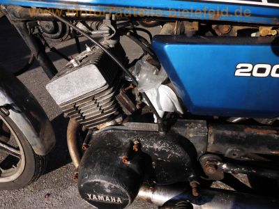 Yamaha_RD200DX_1E8_blau_Zweitakt-Zweizylinder_-_wie_RD_DT_TZ_80_125_175_200_250_350_400_58.jpg