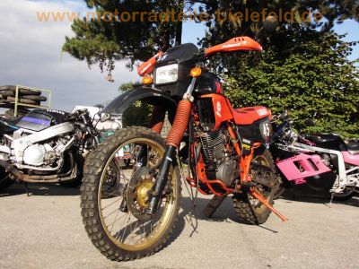 Yamaha_XT600K_Enduro_2NF_rot-schwarz_2x_Auspuff_-_Motor_wie_SR500_SRX600_XT600Z_34L_2KF_43F_1VJ_3AJ_61.jpg