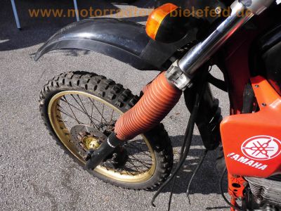 Yamaha_XT600K_Enduro_2NF_rot-schwarz_2x_Auspuff_-_Motor_wie_SR500_SRX600_XT600Z_34L_2KF_43F_1VJ_3AJ_72.jpg