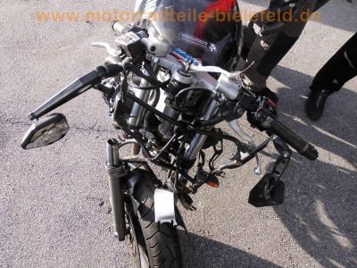 Yamaha_FZR600_3HE_Crash_schwarz-tuerkis_Gepaecktraeger_7.jpg