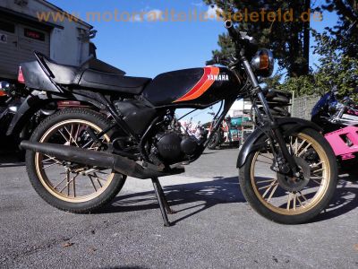 Yamaha_RD80MX_5G0_schwarz_Zweitakt-Einzylinder_-_wie_5G1_RD_DT_TZ_50_80_125_175_200_250_350_400_1.jpg