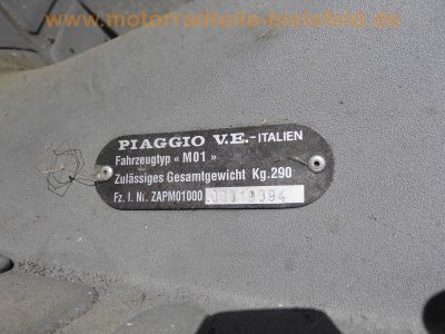 Piaggio_Vespa_Roller_Sfera_125_RST_M01_blau_4-Takt_-_optisch_wie_50_80_Hexagon_125_150_180_Motor_identisch_Vespa_ET-4_23.jpg