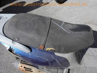 Piaggio_Vespa_Roller_Sfera_125_RST_M01_blau_4-Takt_-_optisch_wie_50_80_Hexagon_125_150_180_Motor_identisch_Vespa_ET-4_29.jpg