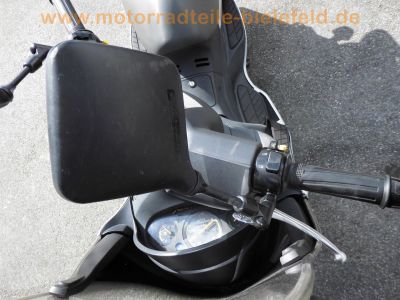 Suzuki_UC125_Epicuro_Roller_silber_SJ125T_CRASH_sehr_gepflegt_hohe_Scheibe_24.jpg