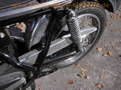 Yamaha_RD250_Typ_522_rot_ohne_Auspuff_Speichenraeder_original_Sitzbank_-_wie_RD_TZ_125_250_350_1A2_352_17.jpg