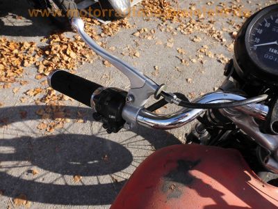 Yamaha_RD250_Typ_522_rot_ohne_Auspuff_Speichenraeder_original_Sitzbank_-_wie_RD_TZ_125_250_350_1A2_352_45.jpg