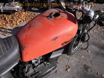 Yamaha_RD250_Typ_522_rot_ohne_Auspuff_Speichenraeder_original_Sitzbank_-_wie_RD_TZ_125_250_350_1A2_352_70.jpg