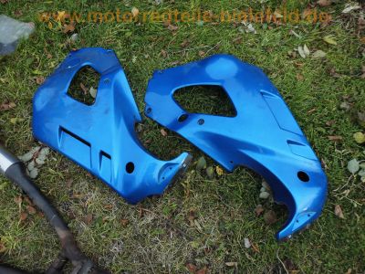 Suzuki_GSX600F_blau_MBS_Ersatzteile_2x_original-Auspuff_Motor_Verkleidung_Gabel_16.jpg