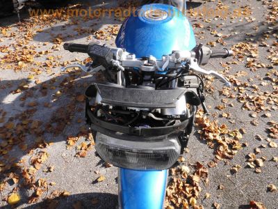 Suzuki_GSX600F_blau_MBS_Ersatzteile_2x_original-Auspuff_Motor_Verkleidung_Gabel_39.jpg