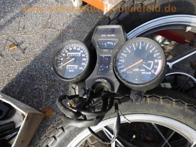 Suzuki_GSX400E_gruen_GK53C_in_Teilen_original_Motor_Auspuff_Sankei_2119_Tank_Regler_-_wie_GSX250E_52.jpg