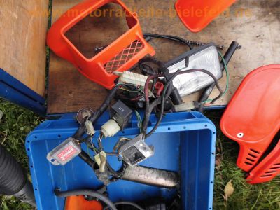 Honda_MTX200R_MD07_zerlegt_Ersatzteile_Rahmen_Verkleidung_Gabel_Motor_Raeder_Auspuff_uvm_-_wie_MTX125R_JD05_14.jpg