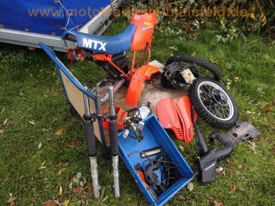 Honda_MTX200R_MD07_zerlegt_Ersatzteile_Rahmen_Verkleidung_Gabel_Motor_Raeder_Auspuff_uvm_-_wie_MTX125R_JD05_8.jpg
