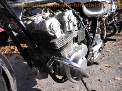 Honda_CB750KZ_RC01_ohne_Tank_und_Auspuff_mit_Gepaecktraeger_-_wie_CB750F_900F_Boldor_RC04_RC06_SC01_SC09_13.jpg