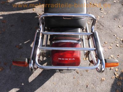 Honda_CB750KZ_RC01_ohne_Tank_und_Auspuff_mit_Gepaecktraeger_-_wie_CB750F_900F_Boldor_RC04_RC06_SC01_SC09_55.jpg