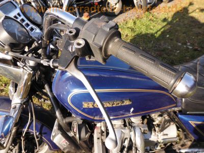 Honda_GL1100_SC02_Goldwing_blau_nackt_unverkleidet_Gepaecktraeger_-_wie_GL1000_GL1_GL2_GL1200_26.jpg