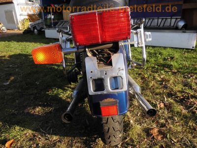 Honda_GL1100_SC02_Goldwing_blau_nackt_unverkleidet_Gepaecktraeger_-_wie_GL1000_GL1_GL2_GL1200_74.jpg