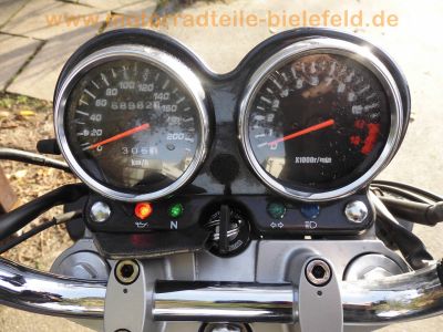 Suzuki_GS500E_neues_Modell_2002_WVBK_JS1BK_schwarz_1Hd_62.jpg