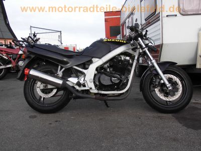 Suzuki_GS500E_GM51B_Sturzbuegel_Gepaecktraeger_nagelneue_Reifen_1a_Motor_M502_49.jpg