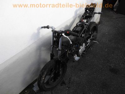Yamaha_YZF-R_125_RE06_Crash_1a_Motor_Auspuff_mit_2x_Kat_offene_CDI_5D700_120_kmh_55.jpg