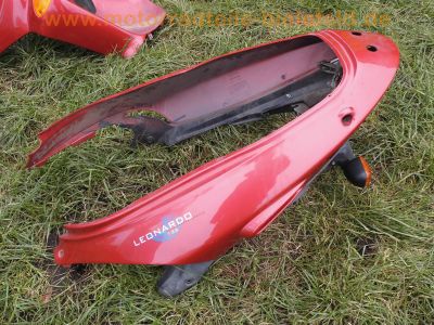 Aprilia_Leonardo_125_Roller_Typ_MB_Plastik_Verkleidungsteile_fairing_cowling_plastic-parts_12.jpg
