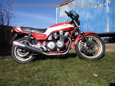 Honda_CB900F2_Boldor_original_rot-weiss_Vollverkleidung_4-2_Auspuff_HM438_37mm-Gabel_Doppelkolben-Bremsanlage_-_wie_CB_750_1100_F_RC04_SC09_SC05_SC08_SC11_42.jpg