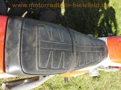 Honda_CB900F2_Boldor_original_rot-weiss_Vollverkleidung_4-2_Auspuff_HM438_37mm-Gabel_Doppelkolben-Bremsanlage_-_wie_CB_750_1100_F_RC04_SC09_SC05_SC08_SC11_62.jpg