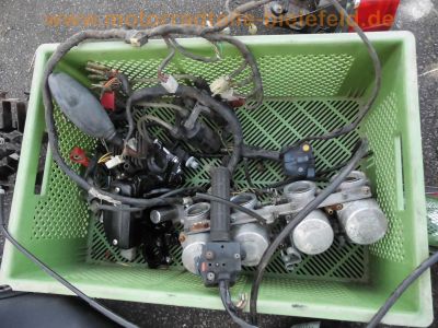 Honda_CB750KZ_RC01_Ersatzteile_spare-parts_Gepaecktraeger_22.jpg