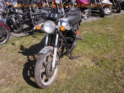 Yamaha_XS750_1T5_Rolling_Chassis_schwarz_Marzocchi-Federbeine_Original-Papiere_3-Zylinder_Dreizylinder_Triple_wie_XS750SE_3L3_XS850_4E2_-_no_XS500_XS650_XS1100_35.jpg