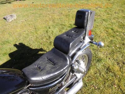 Suzuki_VS750_Intruder_VR51A_V2_Chopper_schwarz_original_Auspuff_SANKEI_2236_Sturzbuegel_Sissybar_43kW_58PS_-_wie_VS600_VS700_VS800_VS1400_11.jpg
