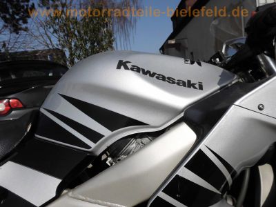 Kawasaki_ZZR600E_ZX600E_silber_1998_98PS_REMUS_4-1_Auspuff_3x_Stahlflex_Bremsleitung_29800_mls_25.jpg